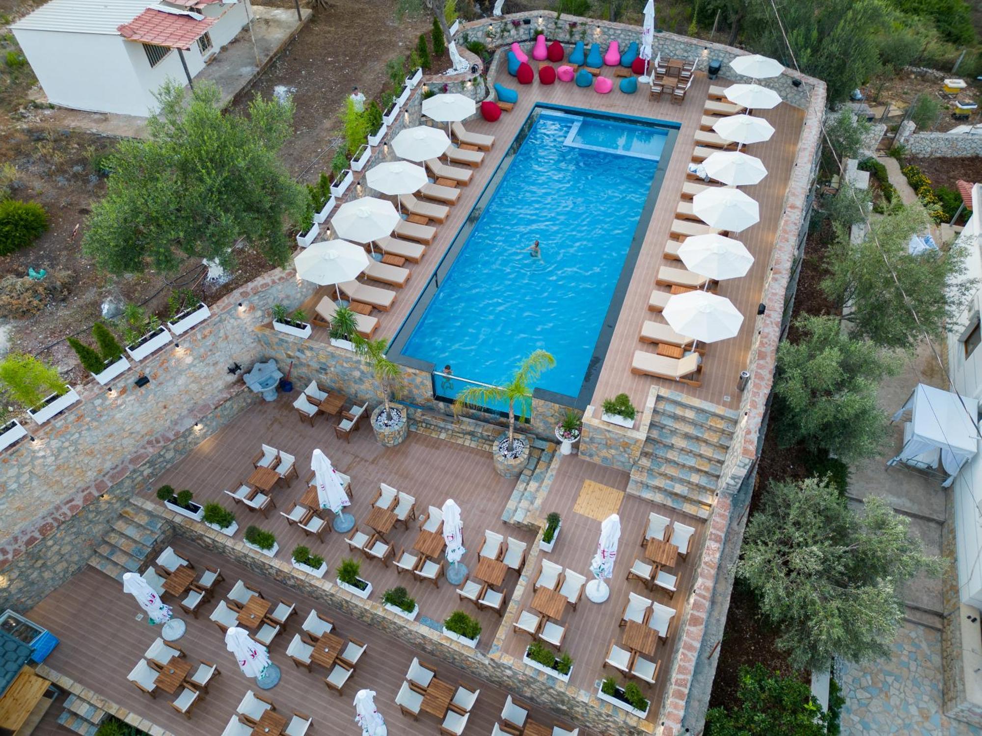 Hotel Memaj 4*